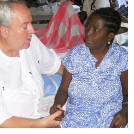 Randy in conversation with a patient